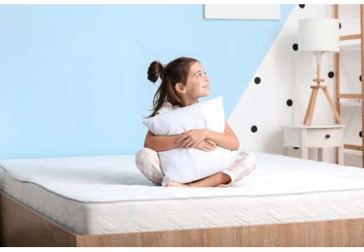 Najpopularniejsze rodzaje materacy dziecięcych – piankowe, lateksowe czy sprężynowe?