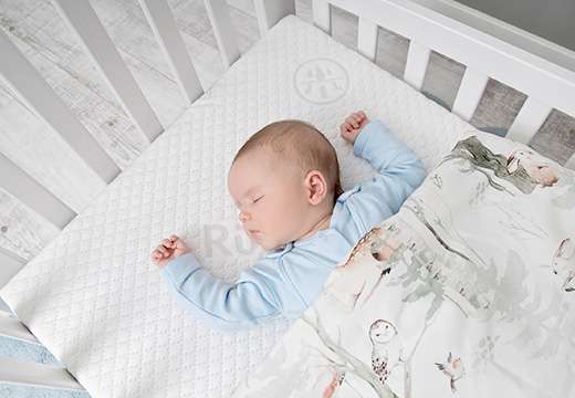 Porównanie popularnych monitorów oddechu: Babysense vs Nanny